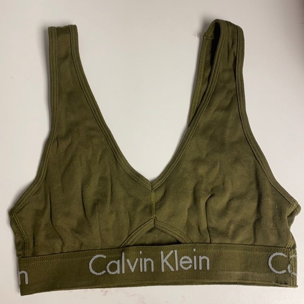 Brand new Calvin Klein sleep bralette size medium